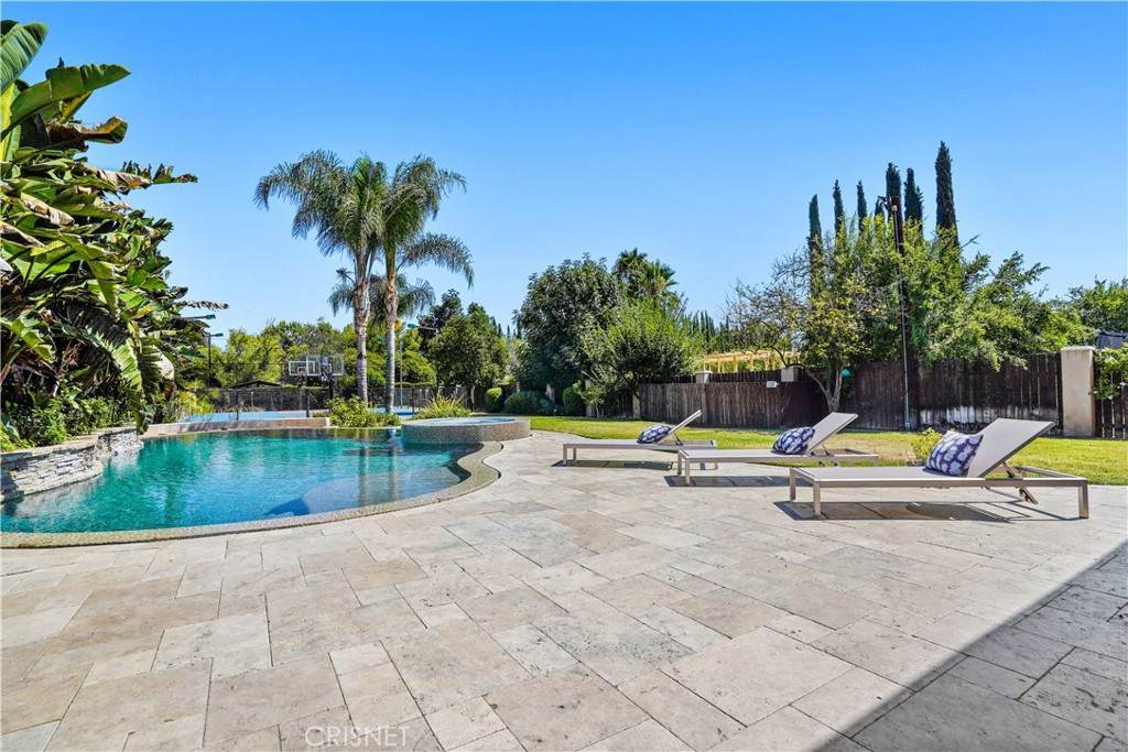 22953 Oxnard Street - Photo 1