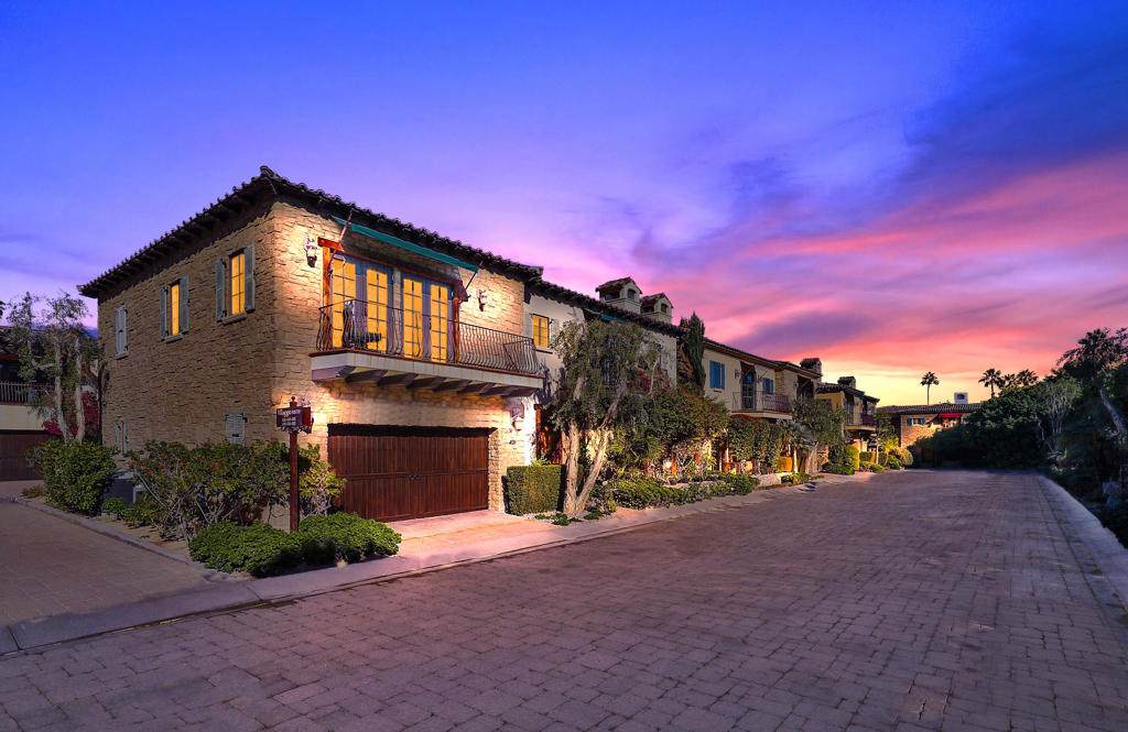 426 Villaggio - Photo 1