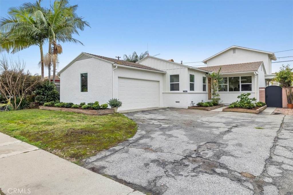 13441 Glasgow Place - Photo 1