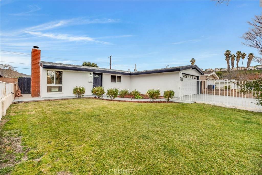 19041 Drycliff Street - Photo 1