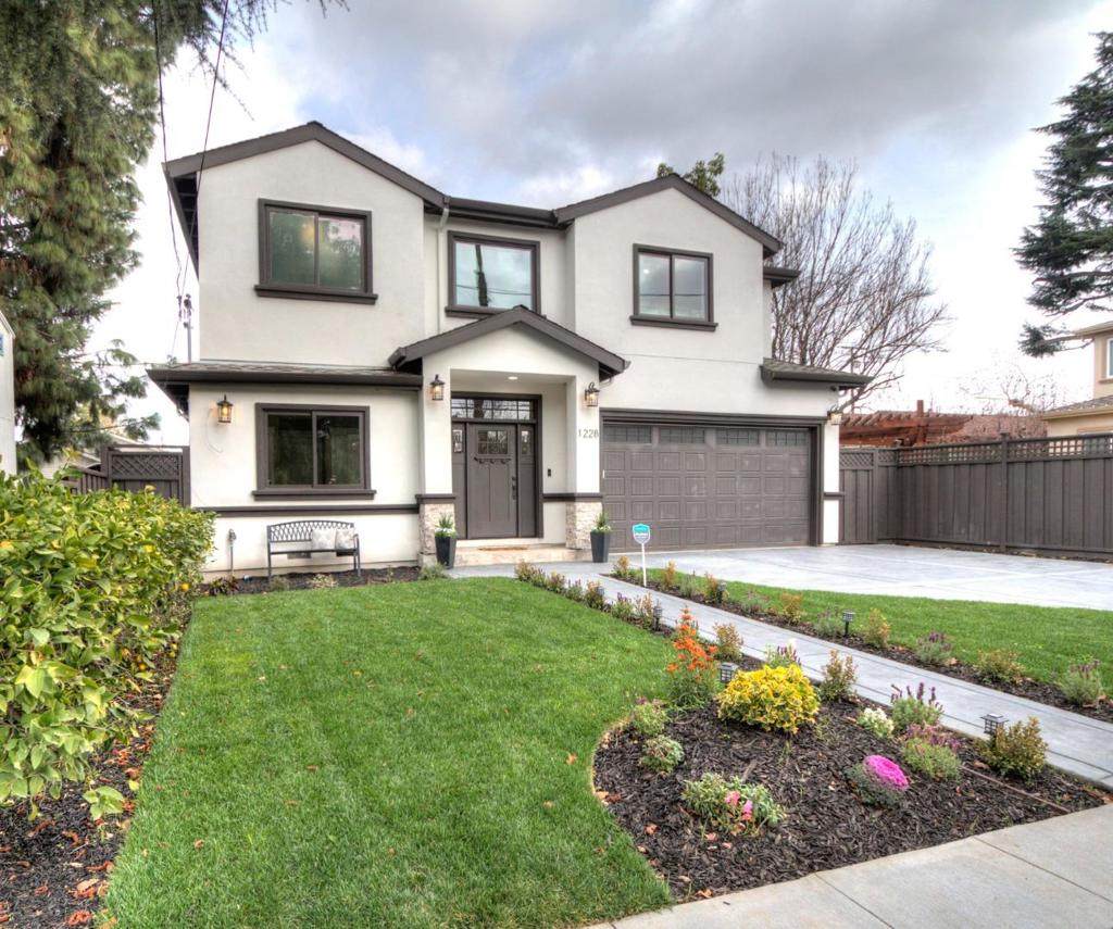 1228 Clark Street - Photo 1