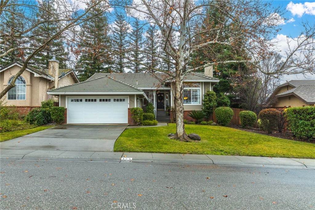 455 Brookside - Photo 1