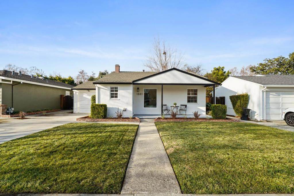 1501 Darlene Avenue - Photo 1