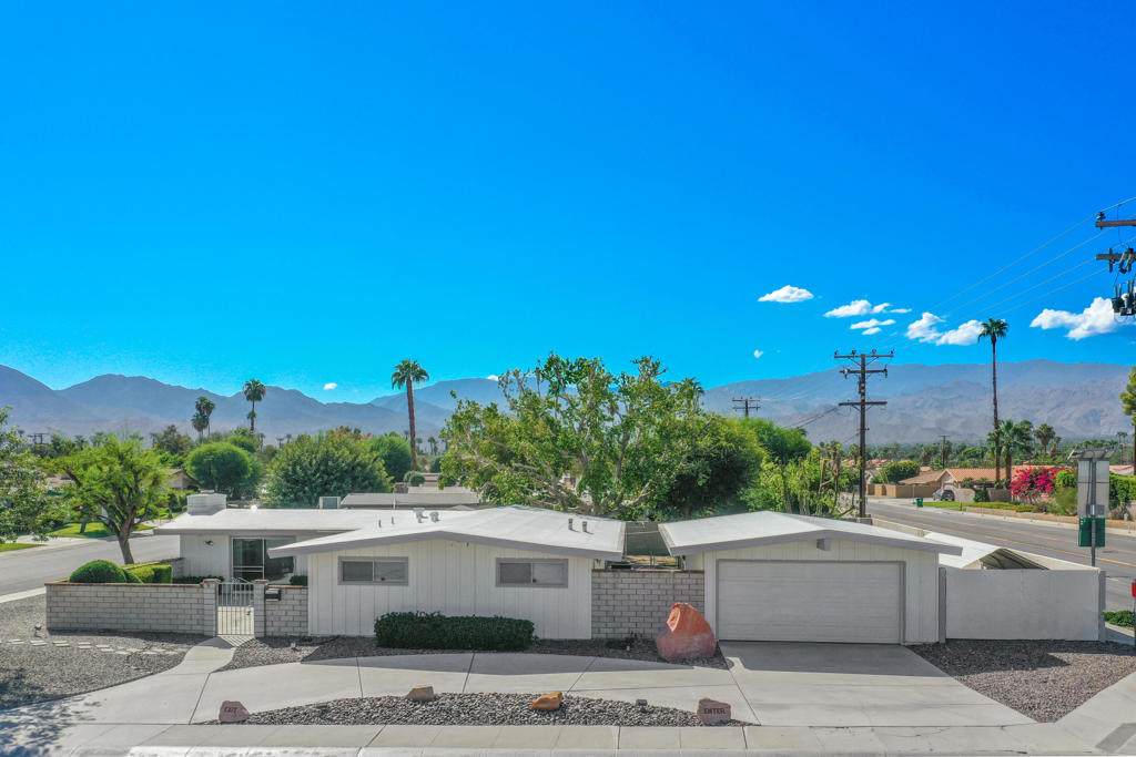 74015 Aster Drive - Photo 1