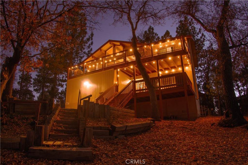 701 Villa Grove Avenue - Photo 1
