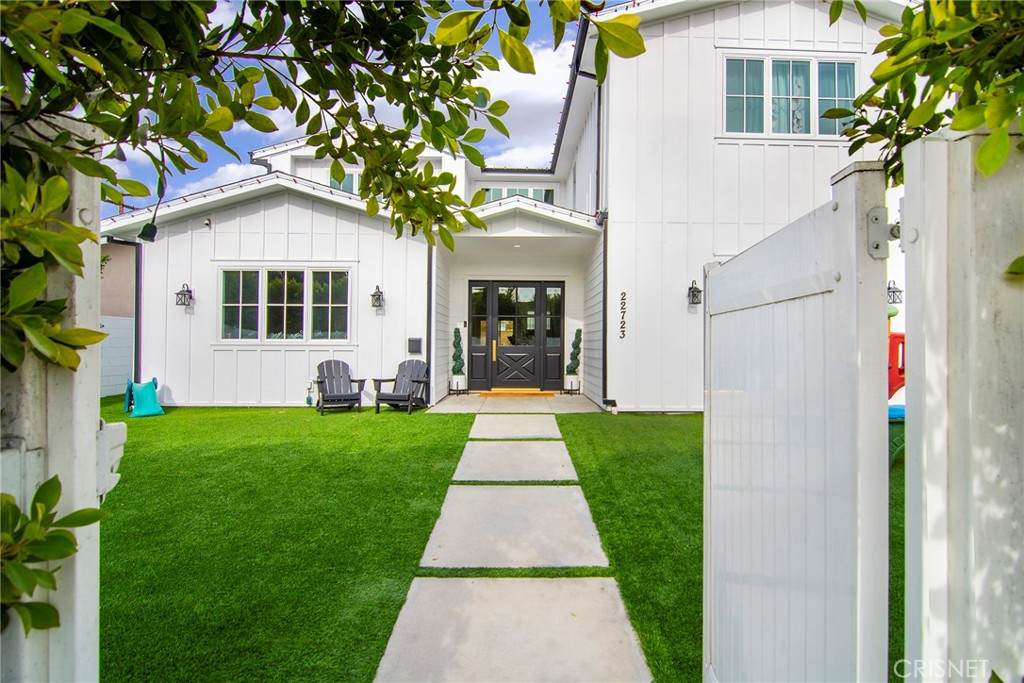 22723 Burbank Boulevard - Photo 1
