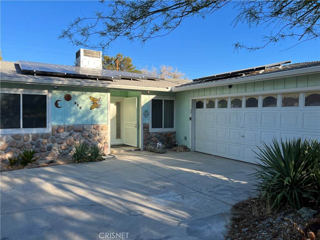 320 S Gold Canyon St - Photo 1