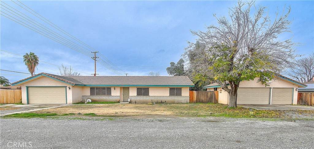 42148 Mayberry Avenue - Photo 1