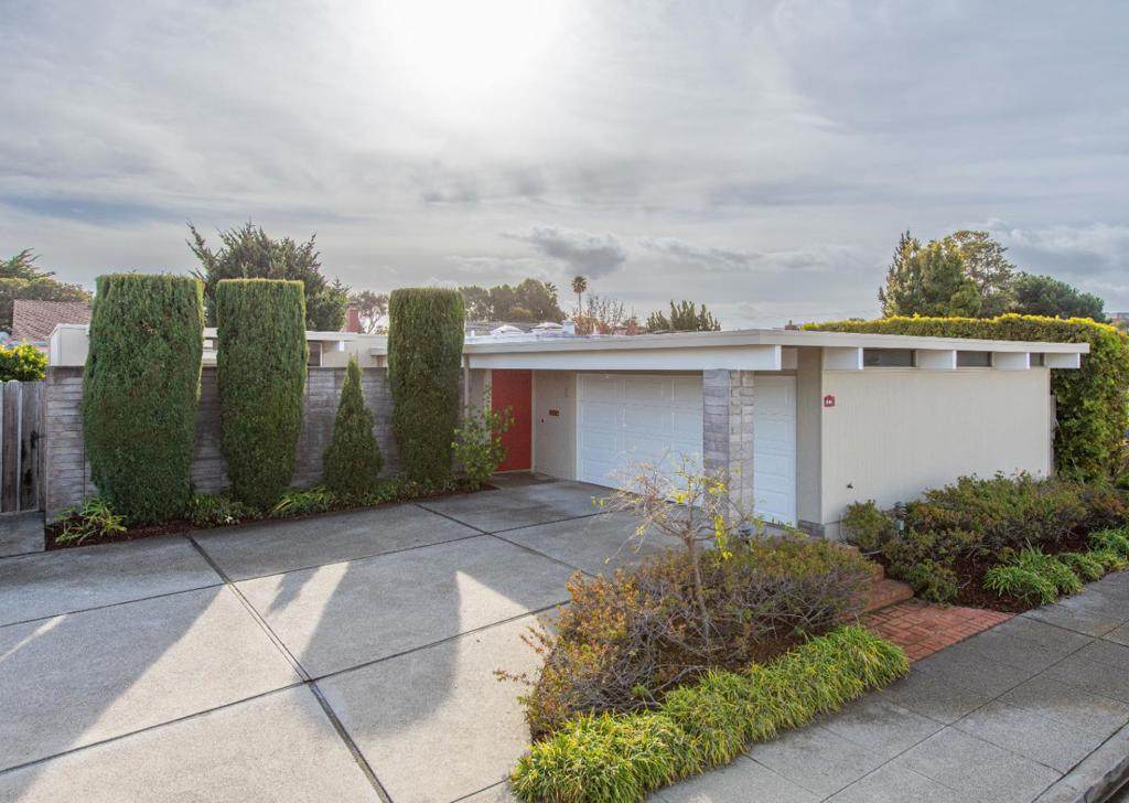 644 Matsonia Drive - Photo 1