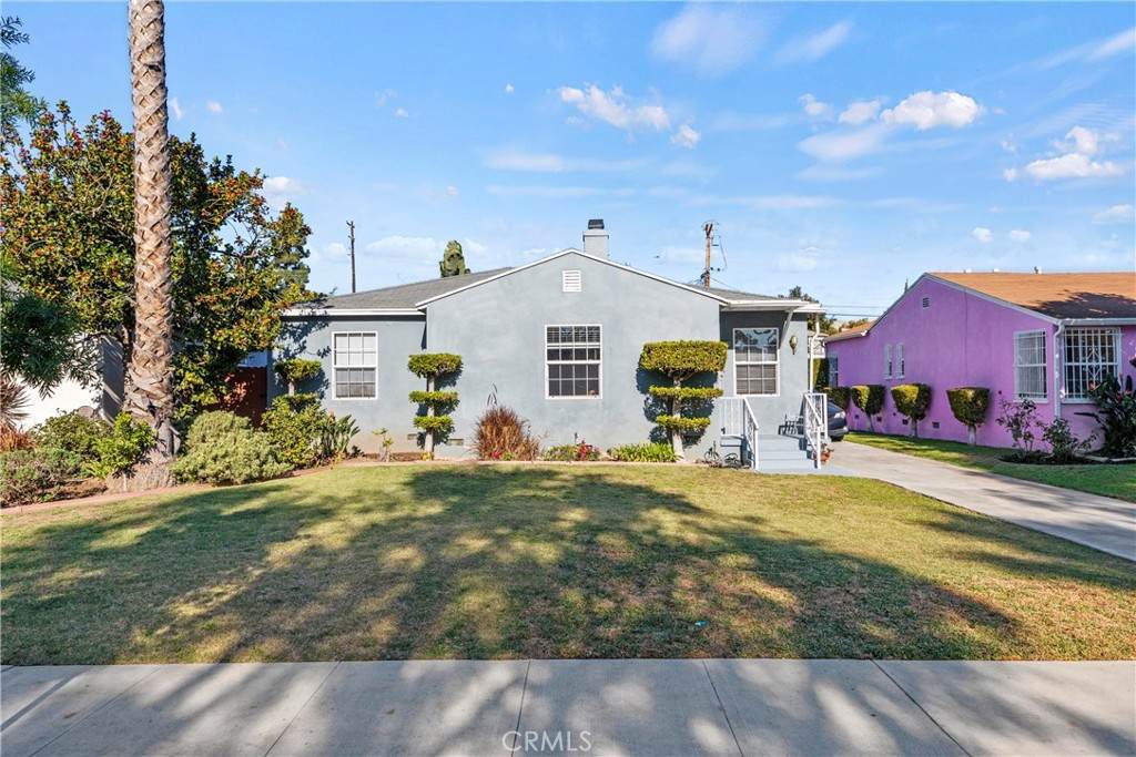 2831 Delaware Ave - Photo 1