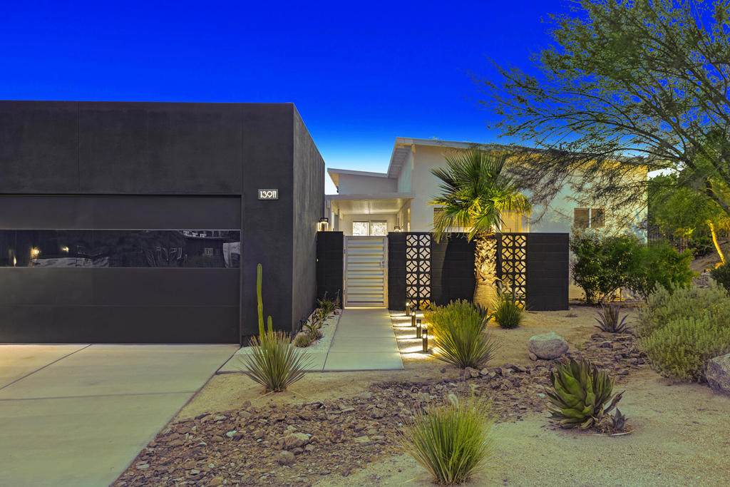 13911 Valley View Court - Photo 1