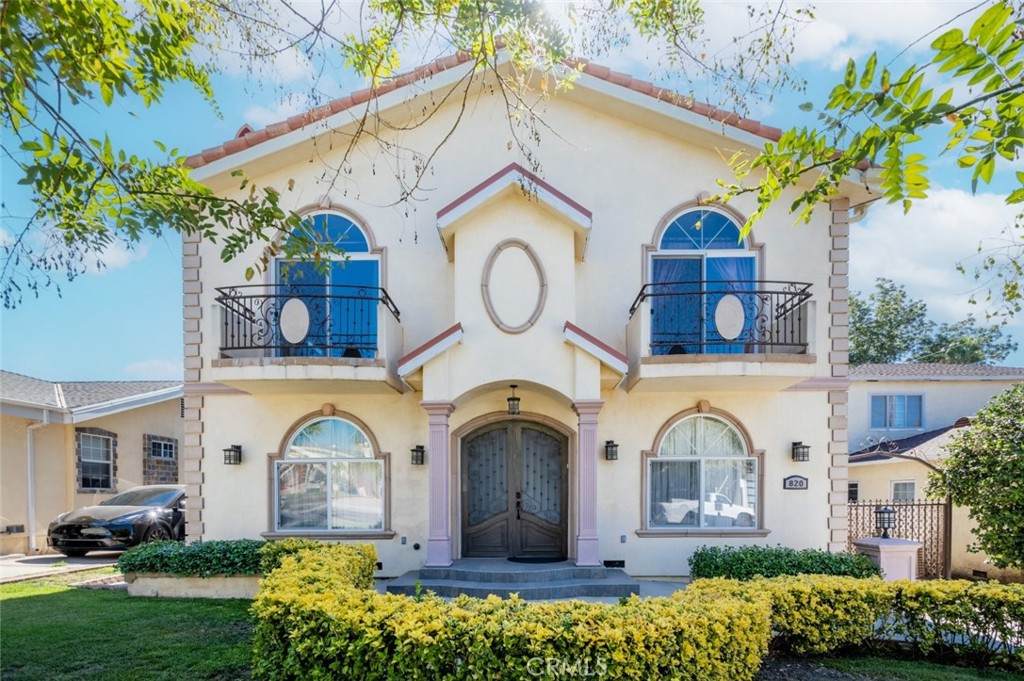 820 Valencia Avenue - Photo 1