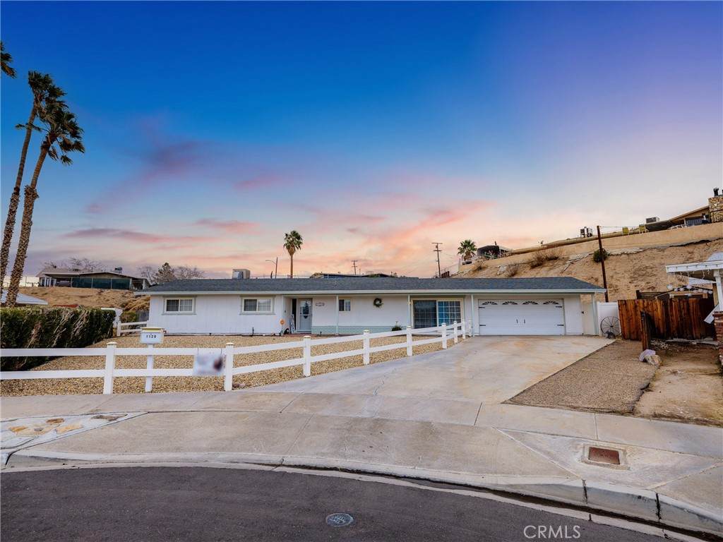 1120 Williams Street - Photo 1