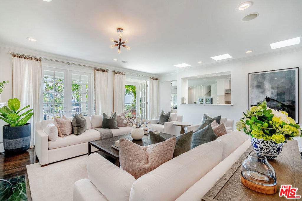 10812 Portofino Place - Photo 1