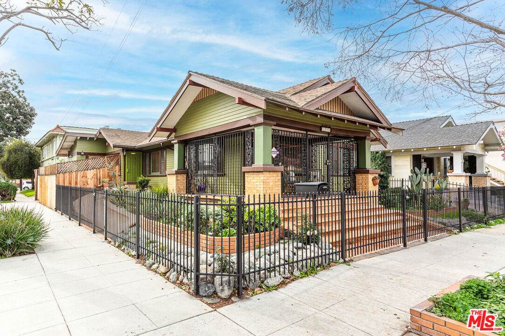 1276 Appleton Street - Photo 1