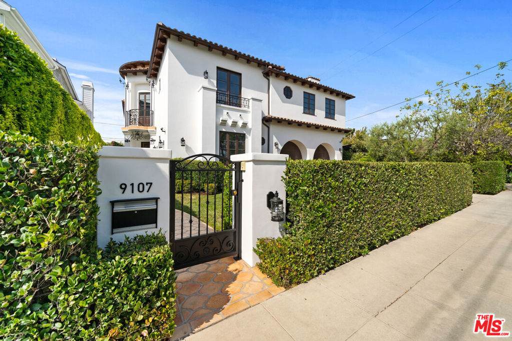 9107 Monte Mar Drive - Photo 1