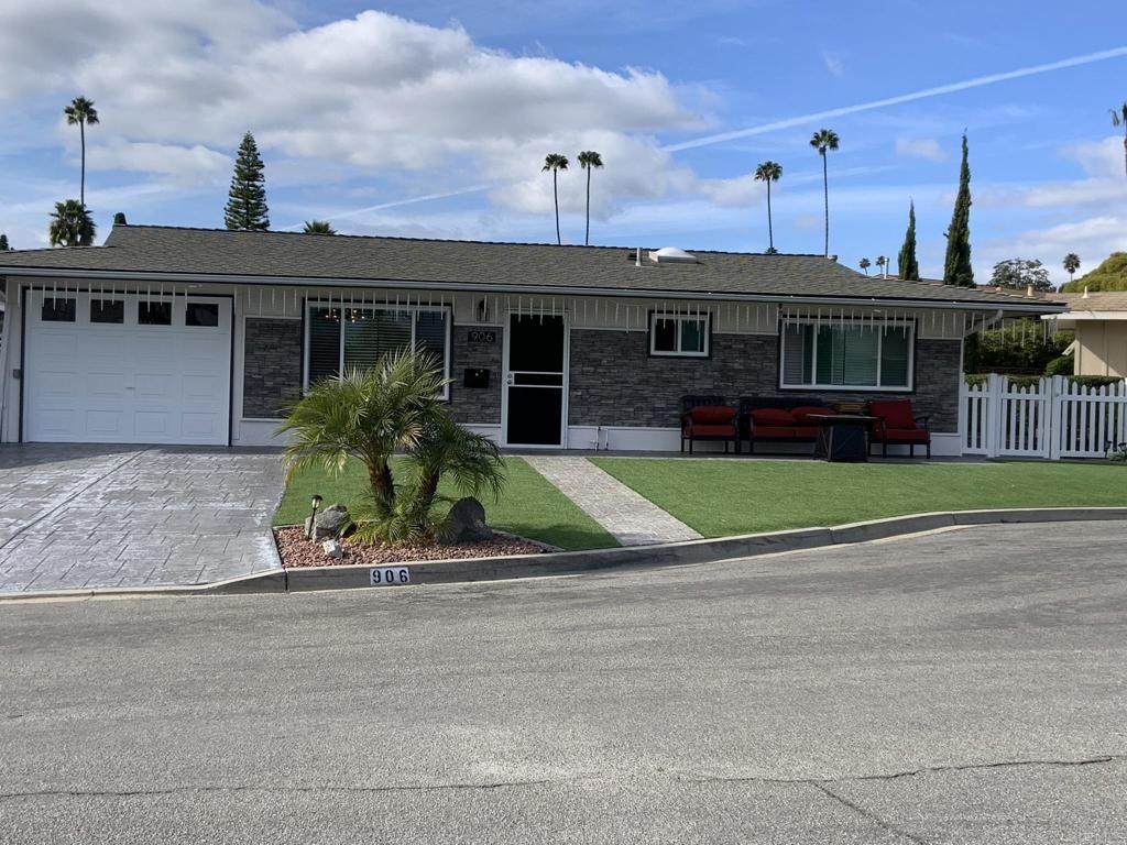 906 La Fiesta Pl. - Photo 1