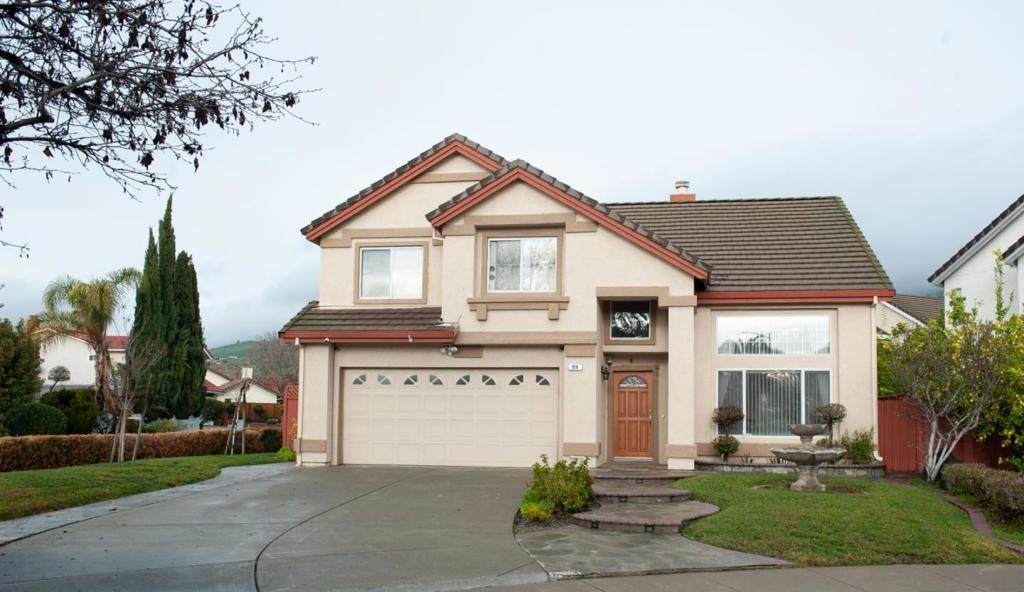 916 La Palma Place - Photo 1