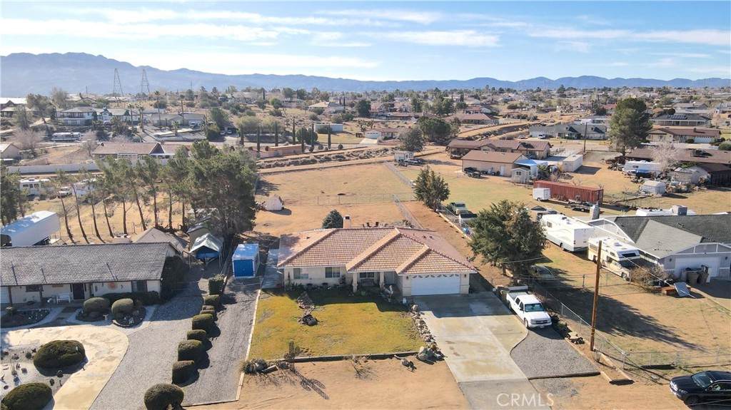 18487 Danbury Avenue - Photo 1