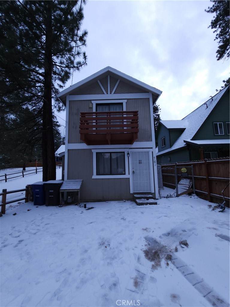 762 Aeroplane Boulevard - Photo 1