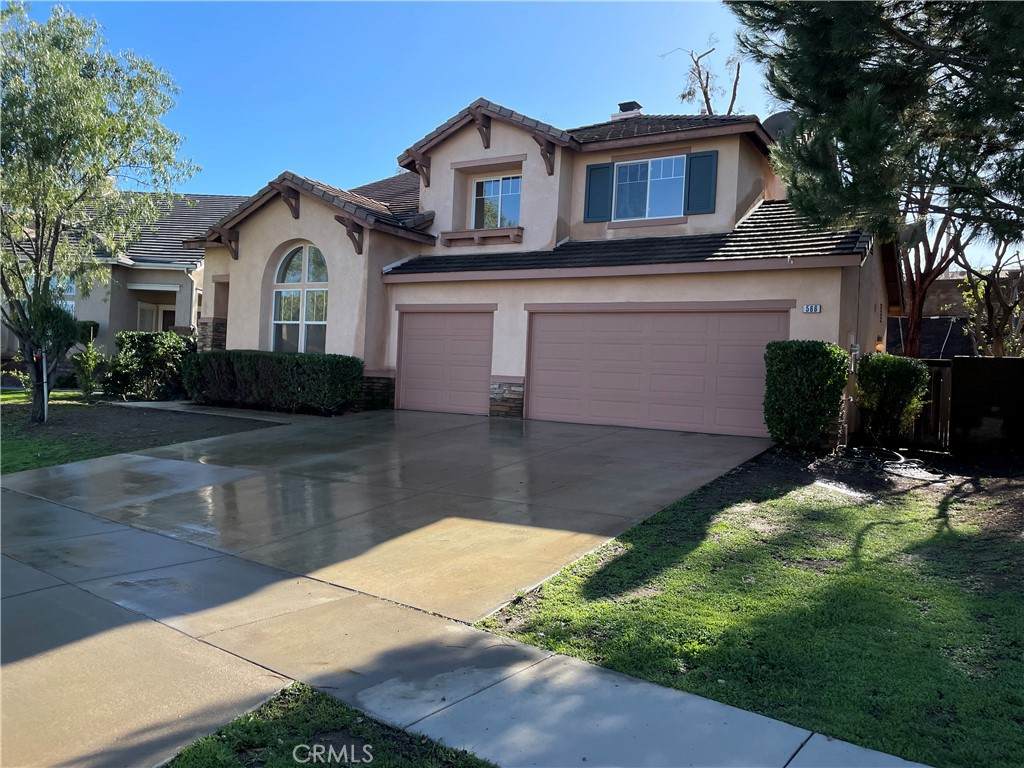 566 Manhattan Way - Photo 1