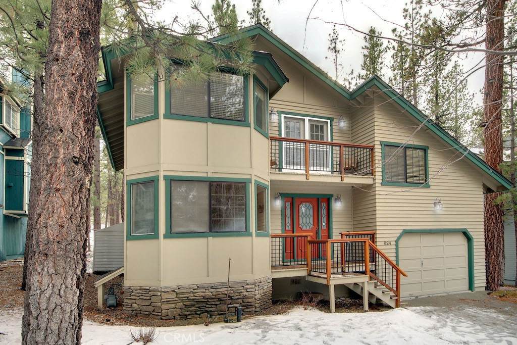 824 Raleigh Drive - Photo 1