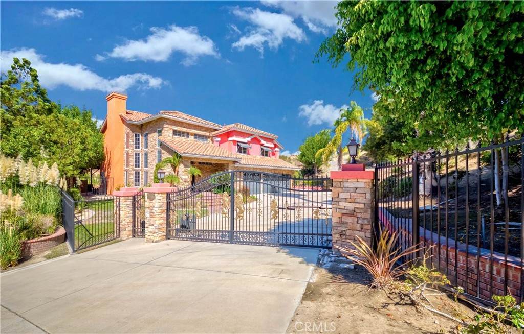 21635 Stonehaven Drive - Photo 1