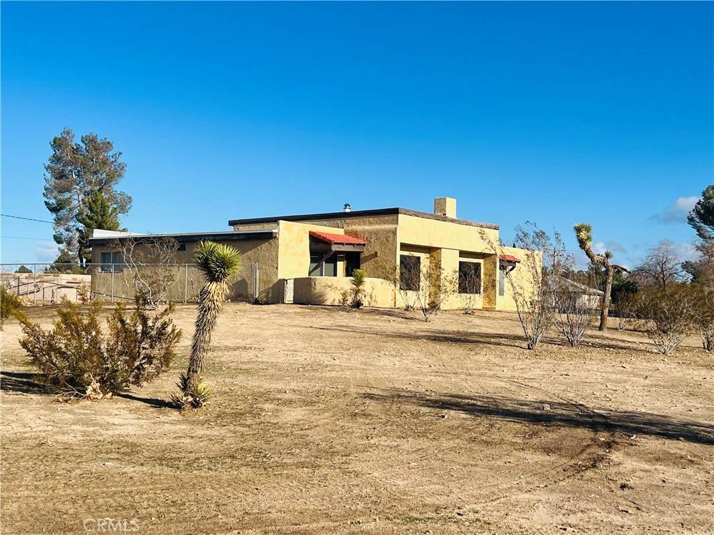 20126 Itasca Road - Photo 1