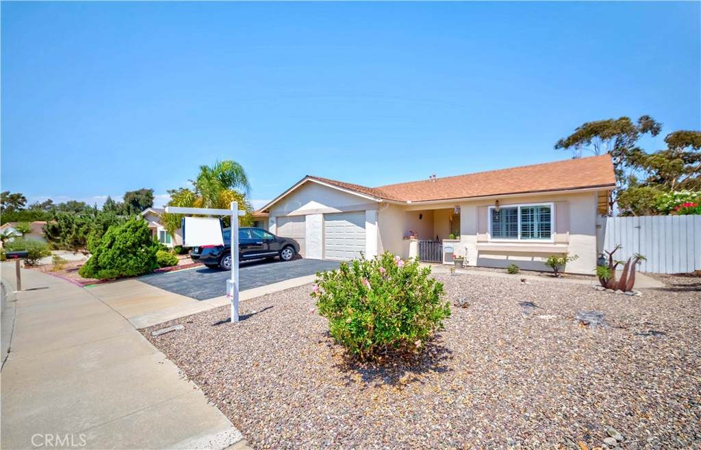 384 San Dimas Avenue - Photo 1
