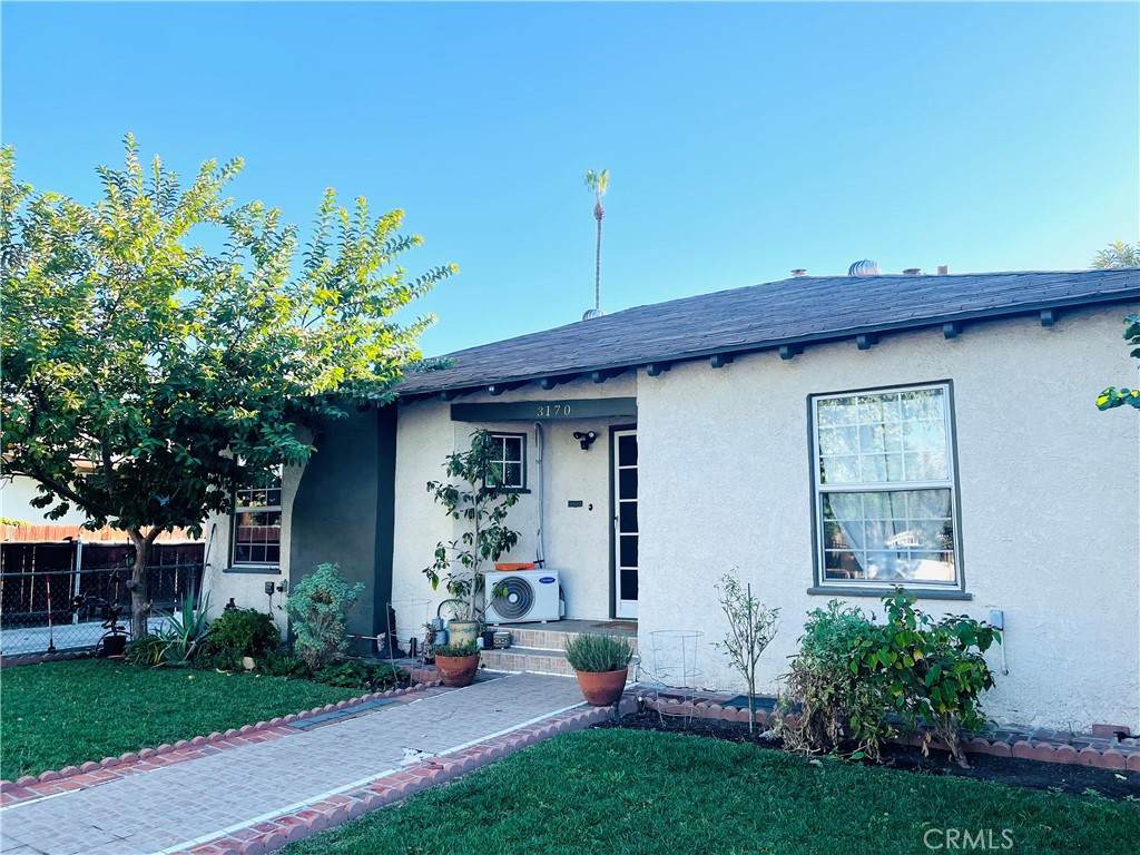 3170 Farnsworth Avenue - Photo 1