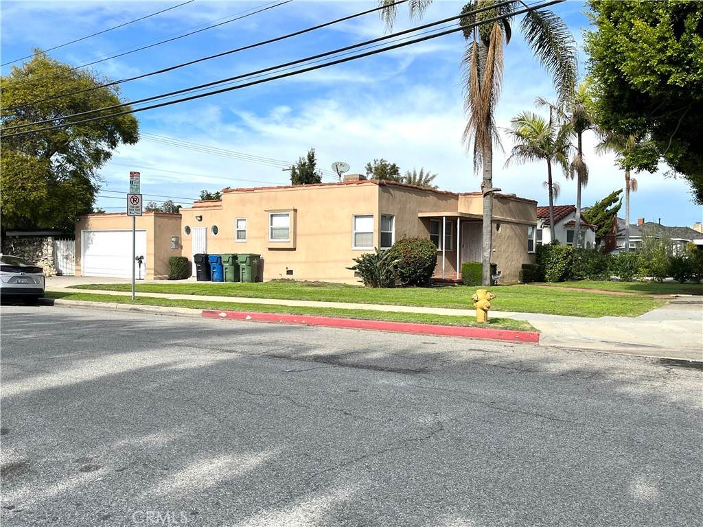 9533 4th Avenue - Photo 1