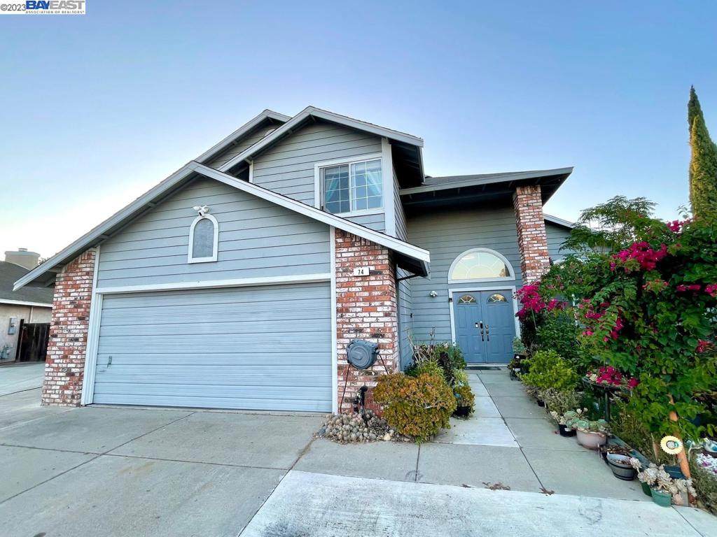 74 Ravenswood Ct - Photo 1