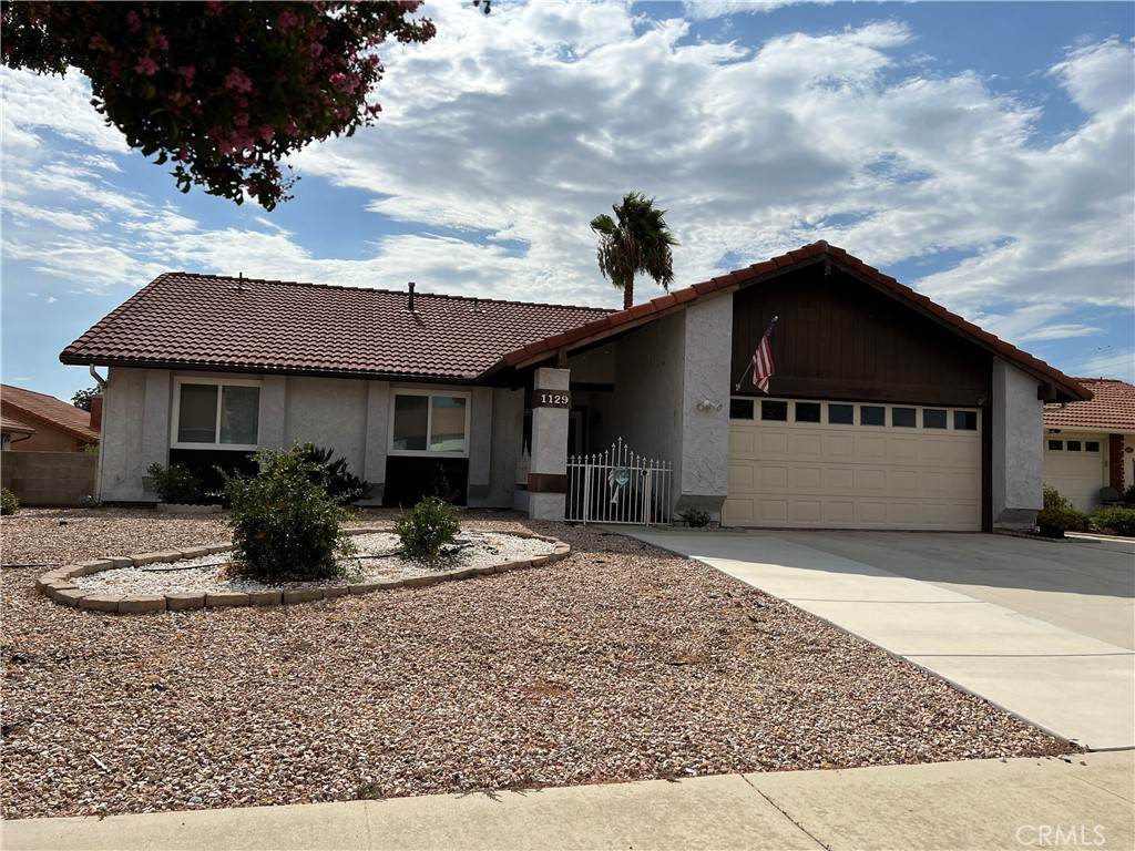 1129 Bottle Tree Way - Photo 1