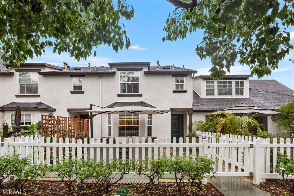 3 Three Vines Court - Photo 1