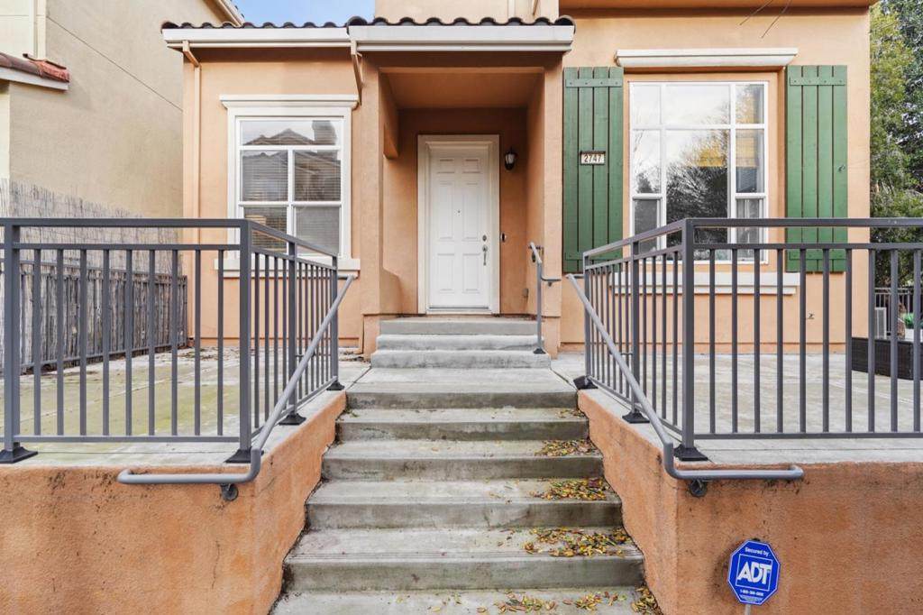 2747 Corde Terra Circle - Photo 1