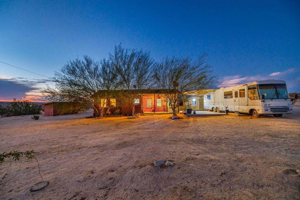 69056 Valle Vista Road - Photo 1