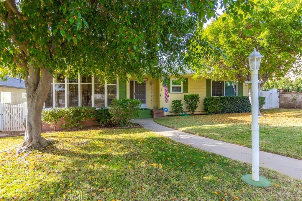 5535 Hoover Avenue - Photo 1