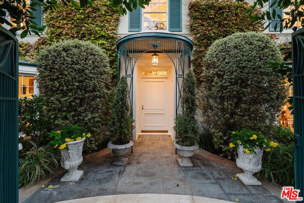 346 Tigertail Road - Photo 1