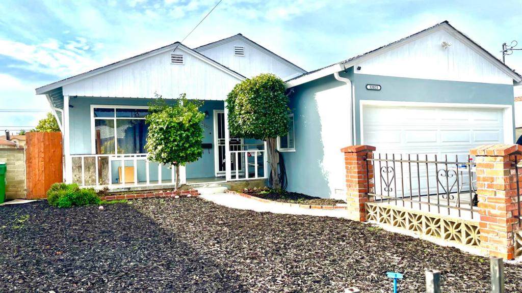 32023 Kennet Street - Photo 1