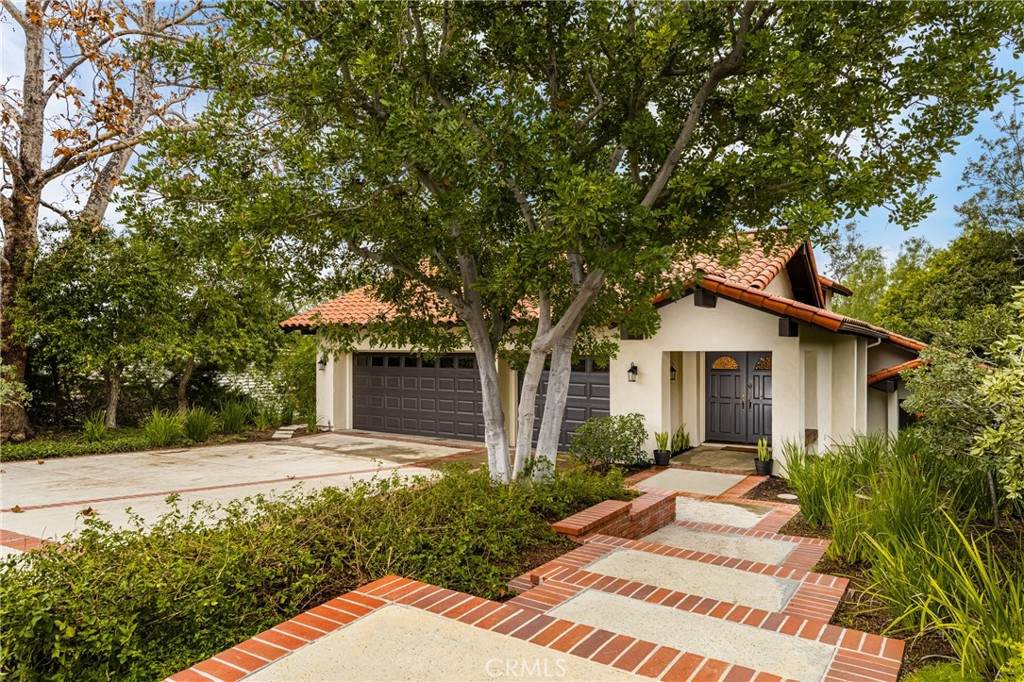 1892 Derby Drive - Photo 1