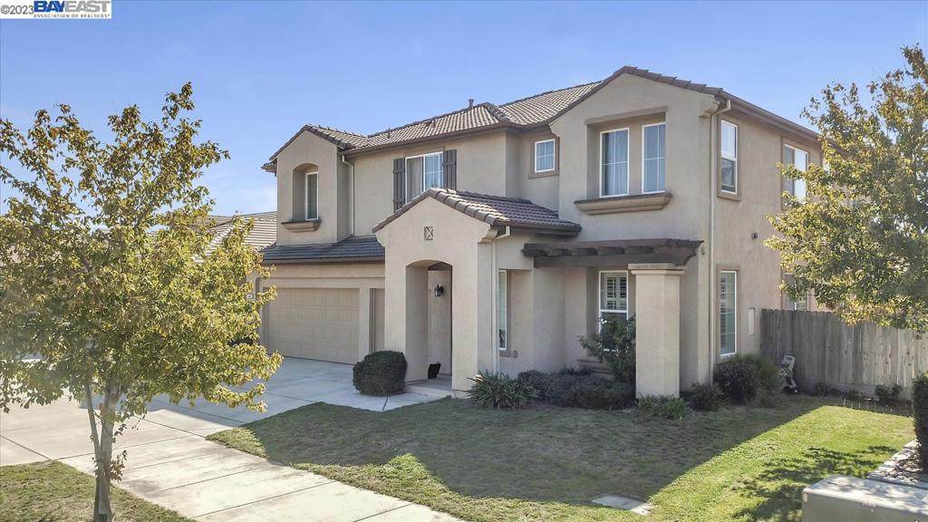 1442 Moonbeam Way - Photo 1