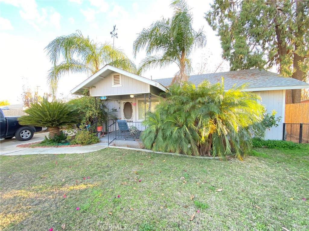 703 Castaic Avenue - Photo 1