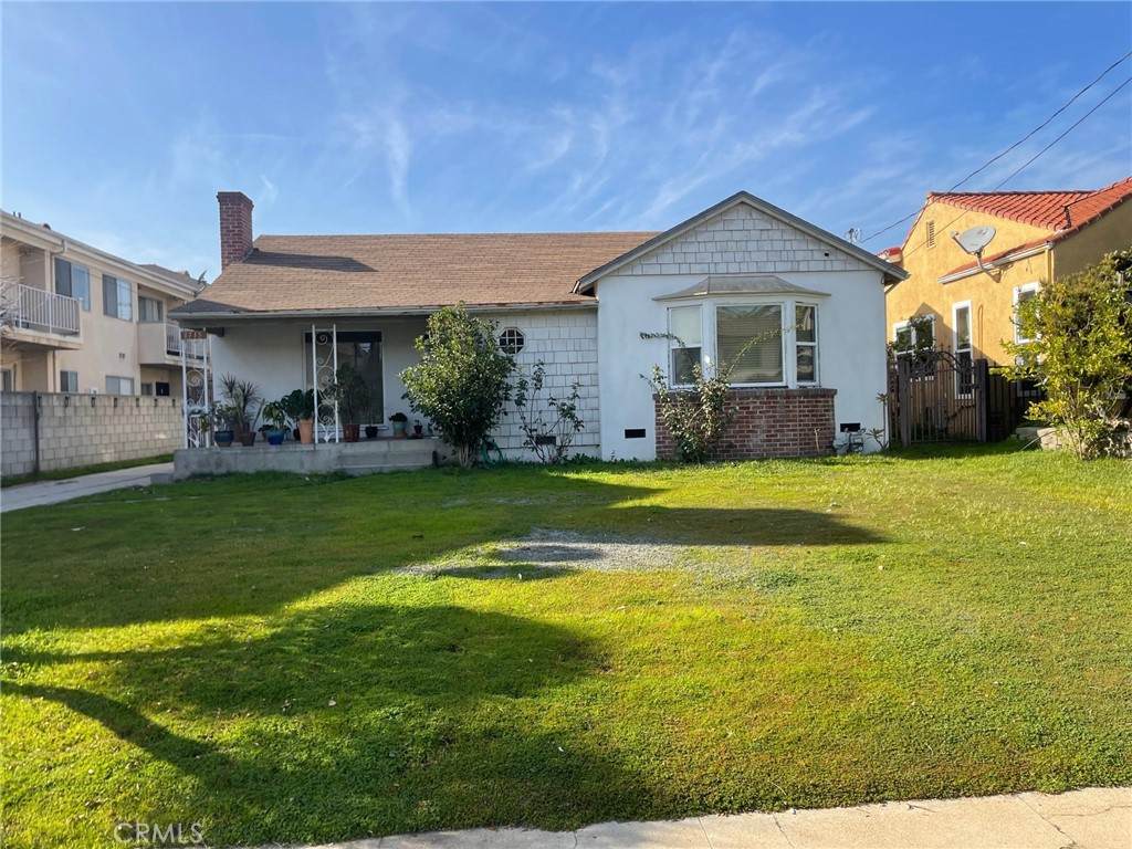 1715 3rd Street - Photo 1