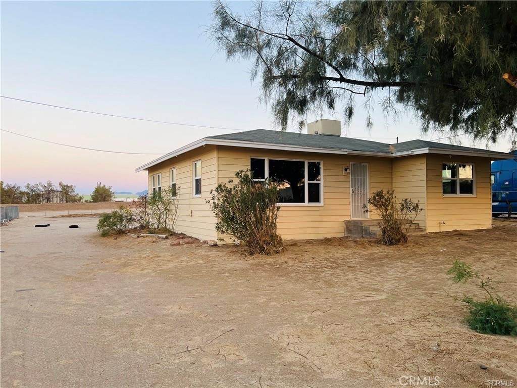 571 Victor Avenue - Photo 1