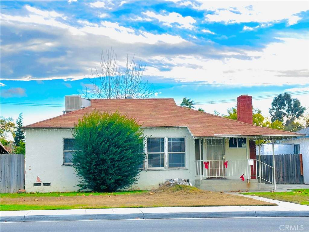 109 Bernard Street - Photo 1