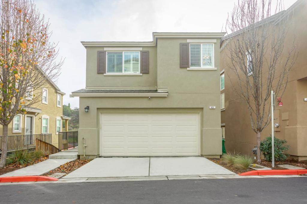 431 Colina Way - Photo 1
