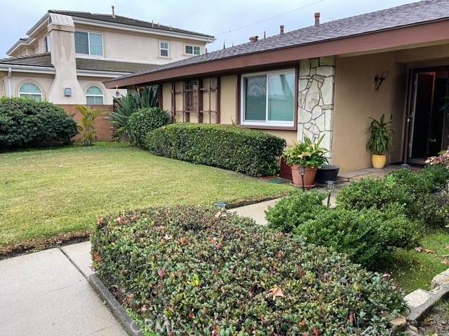 1403 Linda Way - Photo 1