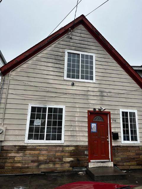 358 Madrid Street - Photo 1