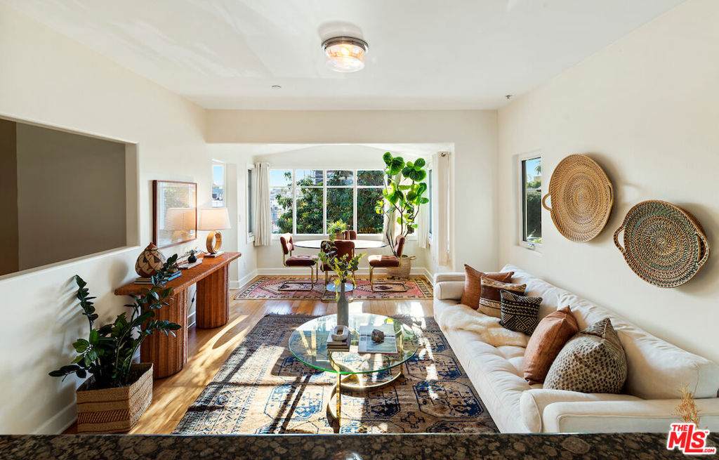 1621 1/2 Rockwood Street - Photo 1