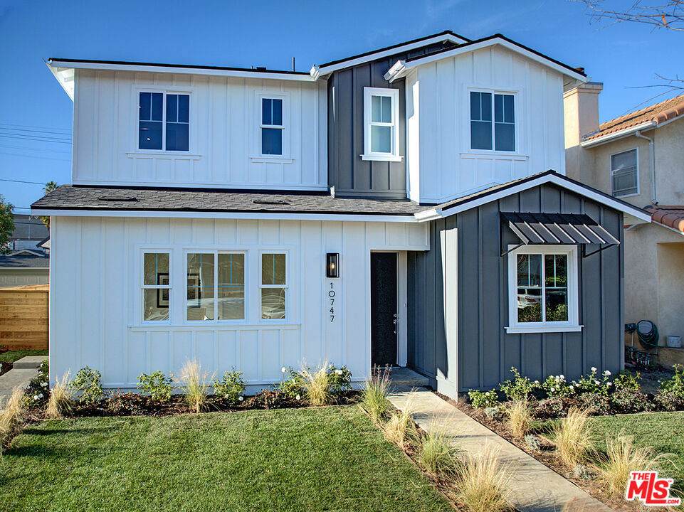 10747 Oregon Avenue - Photo 1
